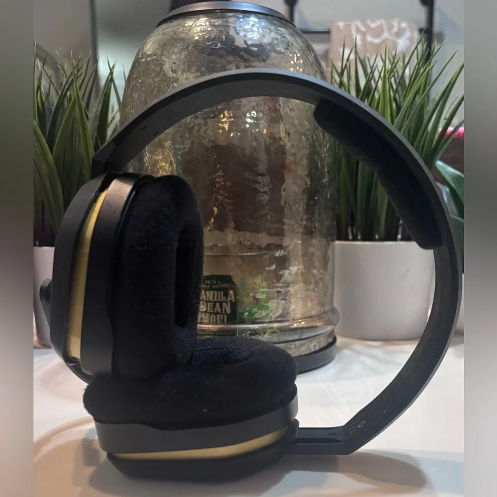 Astro Gaming A10 Wired Stereo Gaming Headset Legend of Zelda